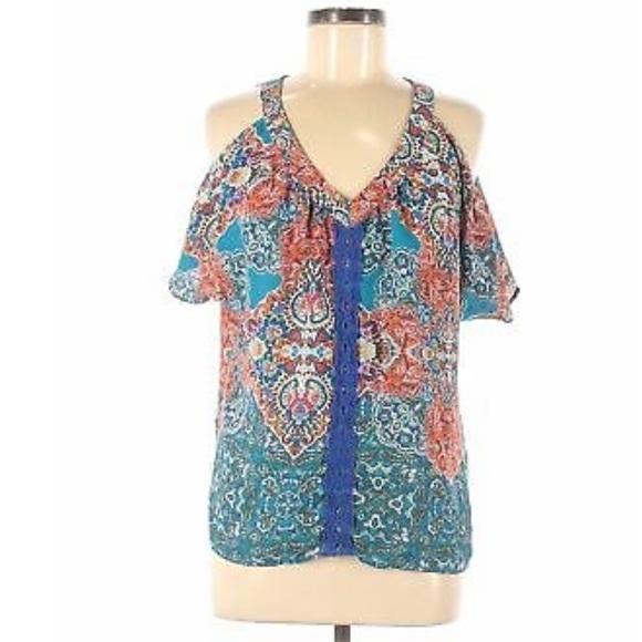 Collective Concepts Size Medium Cold Shoulder Short Sleeve Top - Picture 6 of 7